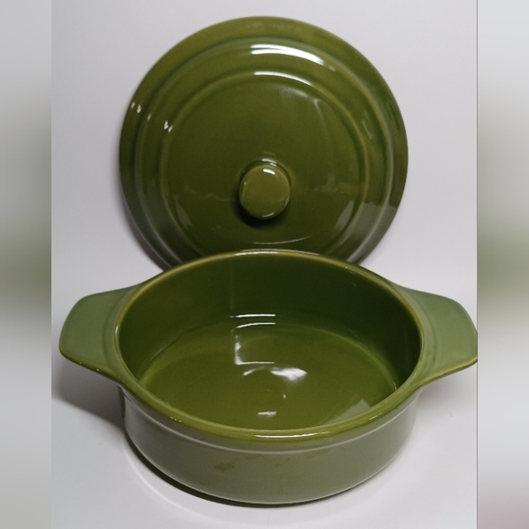 Olive Green Pottery Round Covered Casserole Baking Dish - Picture 2 of 5